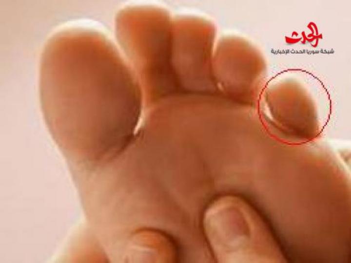 ما هي فائدة الإصبع الصغير في قدميك؟