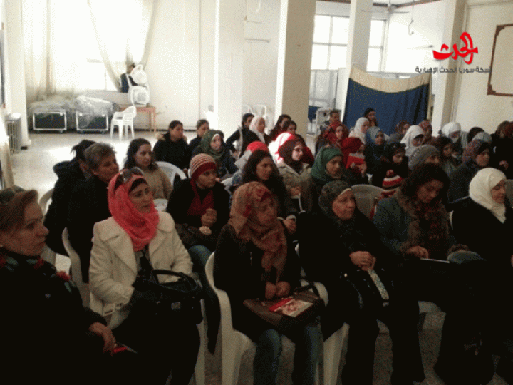 بمناسبة اليوم العالمي لمكافحة الإيدز محاضرة للدكتور عبد الهادي الصوفي في الإتحاد النسائي بحمص 
