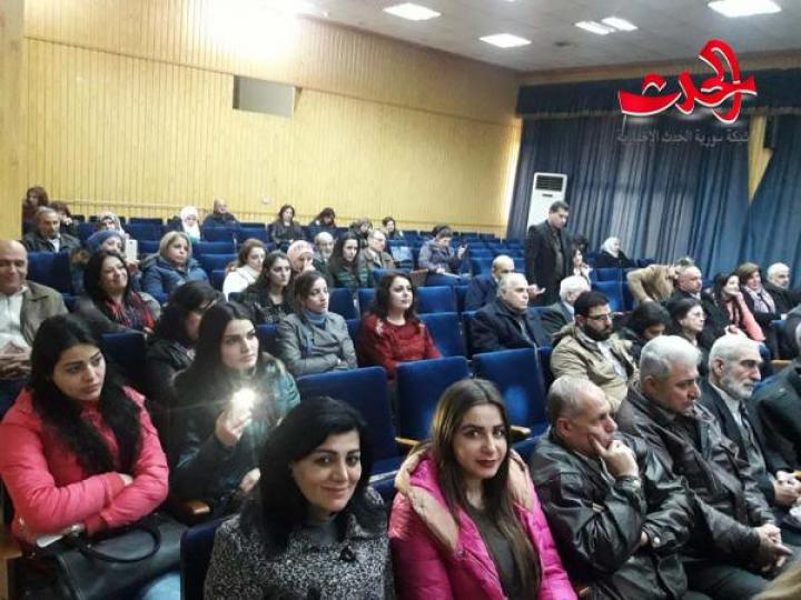 ملتقى القرداحة الثقافي ينشد أشعاره في ثقافي حمص  