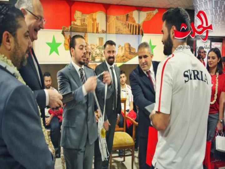 السفارة السورية في أبو ظبي تكرم المنتخب السوري لكأس آسيا