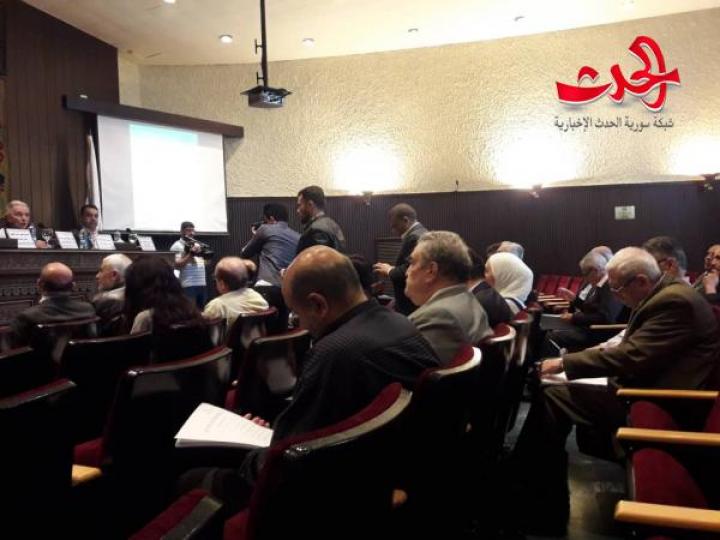 اجتماع الهيئة العامة السنوي العادي لغرفة تجارة دمشق  غسان قلاع: تراجع نسبة المنتسبين إلى غرفة تجارة دمشق بنسبة ٦٥%