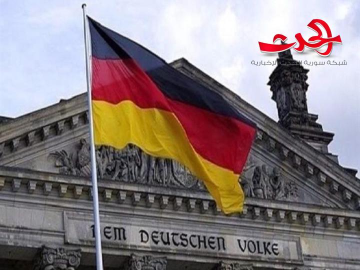 ألمانيا تقاضي لاجئاً سورياً التقط صورة مع رأس مقطوع