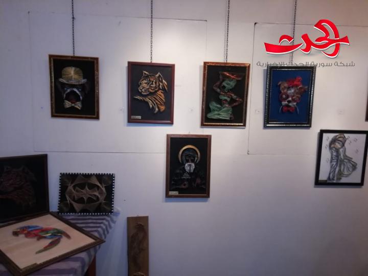 الفنان الأديب نهاد العيسى يقدم أسلوبا جديدا في معرضه في ثقافي أبو رمانة