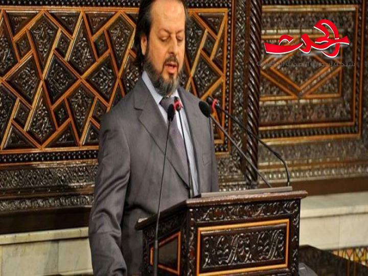 عضو مجلس الشعب نبيل الصالح يطالب باستجواب وزير الاتصالات اياد الخطيب 