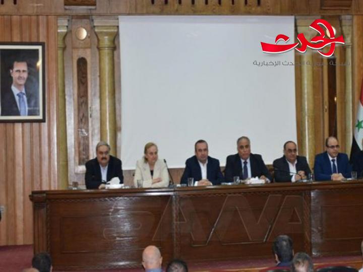 فعاليات اقتصادية في حماة تطالب برفع الرسوم الجمركية عن التجار
