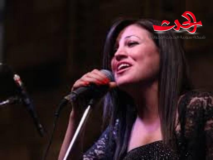 المغنية السورية رنا سليمان تتهم نقابة الفنانين بالتخلي عنها في أزمتها