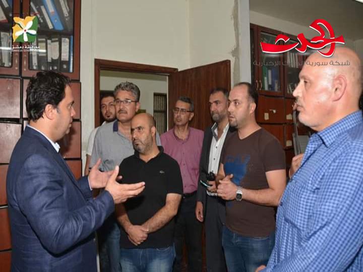محافظ دمشق يتفقد أعمال إكساء مدرسة عش الورور وتأهيل كراج العباسيين
