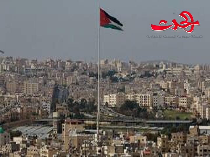 مدير عام بنك في الأردن يحتال على المواطنين بملايين الدنانير مغادرا إلى دول الخليج