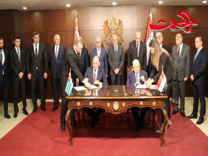 توقيع اتفاقية للإعفاء المتبادل من سمات الدخول لحاملي الجوازات الدبلوماسية والرسمية والمهمة والخاصة بين سورية وأبخازيا