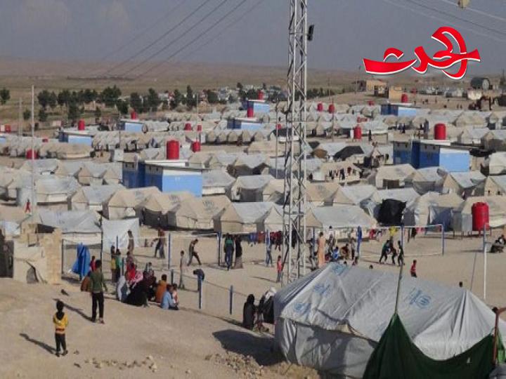 «قسد» تفرج عن 300 نازح سوري محتجزين في «مخيم الهول»