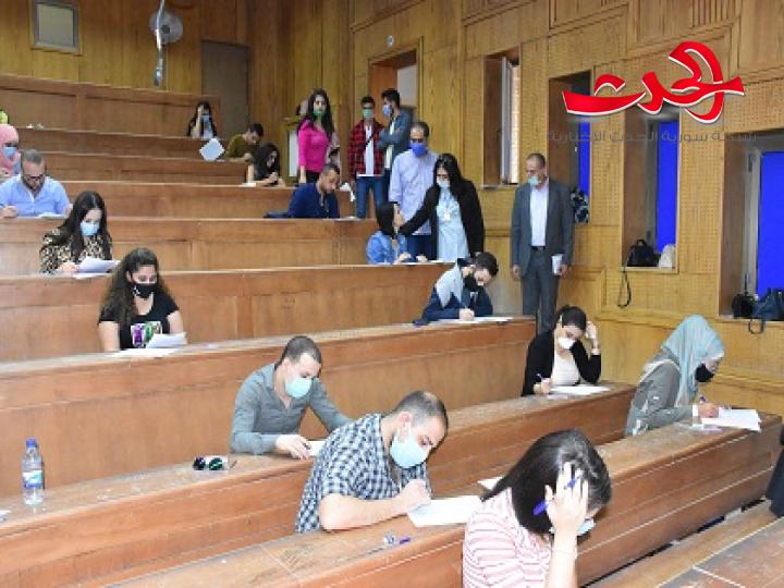 جولة تفقدية لامتحانات التعليم المفتوح في جامعة دمشق