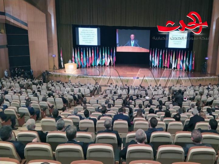 الرئيس الأسد في كلمة له خلال افتتاح أعمال المؤتمر الدولي حول عودة اللاجئين: قضية اللاجئين بالنسبة لسورية هي قضية وطنية 