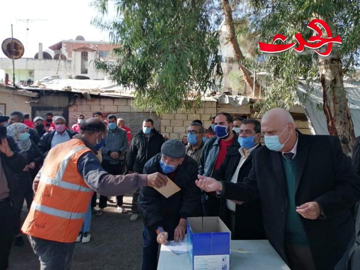 مجلس مدينة درعا يكرم  عمال النظافة