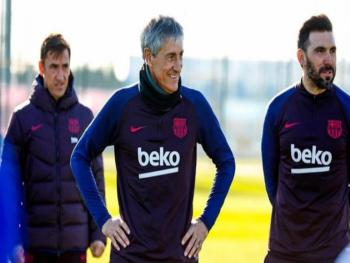 برشلونة يعلن تفاصيل تقديم مدربه الجديد كيكي سيتين
