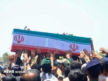 إيران تشيع جثامين شهداء الفرقاطة كنارك