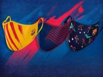 برشلونة يبيع اقنعة واقية بلون شعار النادي