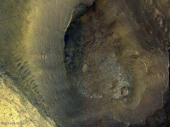 دراسة تكشف الاصول الغامضة لتضاريس المريخ