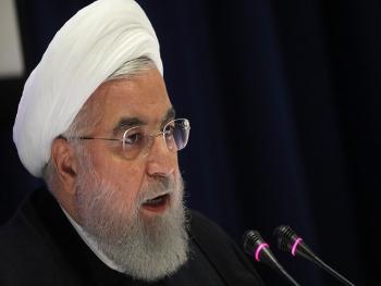 الرئيس الايراني يعرب عن تضامن بلاده مع الشعب الامريكي وينتقد أوامر ترامب بقتل شعبه