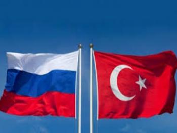 روسيا وتركيا تتفقان على مواصلة الجهود لتهدئة الوضع ووقف القتال في ليبيا