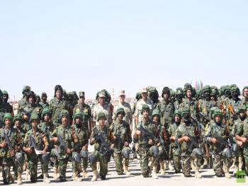 رئيس اركان الحرب المصري يشهد الاصطفاف والاستعداد القتالي على الحدود الليبية