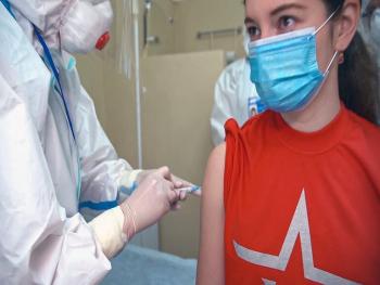 تطعيم أكثر من 3 آلاف شخص بلقاح ضد كورونا في موسكو