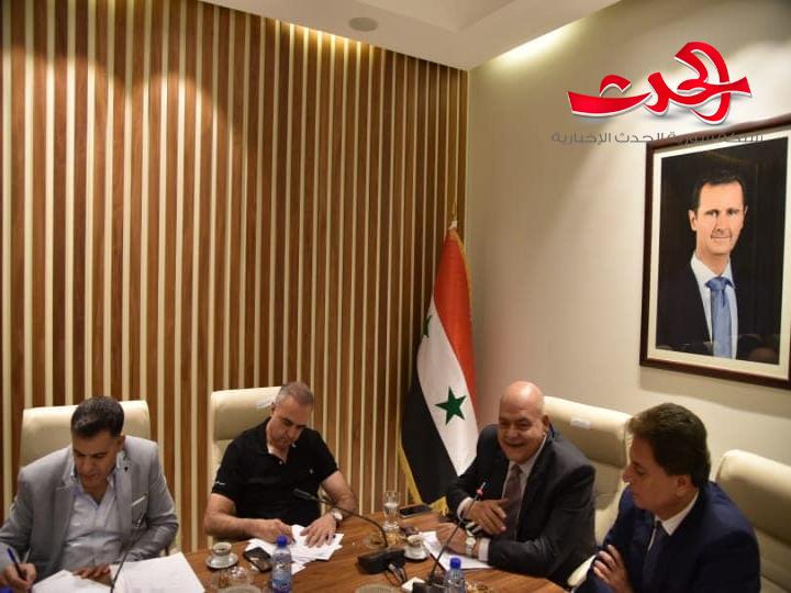 الوزير عمرو سالم يعد بتغيير جذري في استراتيجية عمل السورية للتجارة