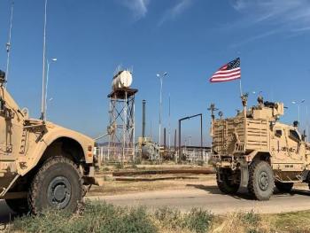خرق القوانين وسرقة النفط السوري – ممارسات الولايات المتحدة الأمريكية في سوريا