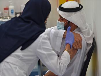 السلطات السعودية تجبر المواطنين على تلقي اللقاح؟