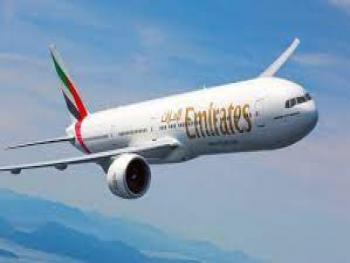انخفاض خسائر شركة طيران الإمارات بعد تخفيف قيود السفر.