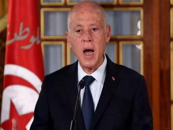 الرئيس التونسي يكشف الأشخاص الذين باعوا وطنهم للمخابرات الأجنبية 
