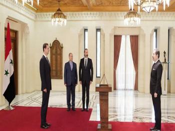 أمام الرئيس الأسد.. عدد من السفراء السوريين الجدد يؤدون اليمين القانونية