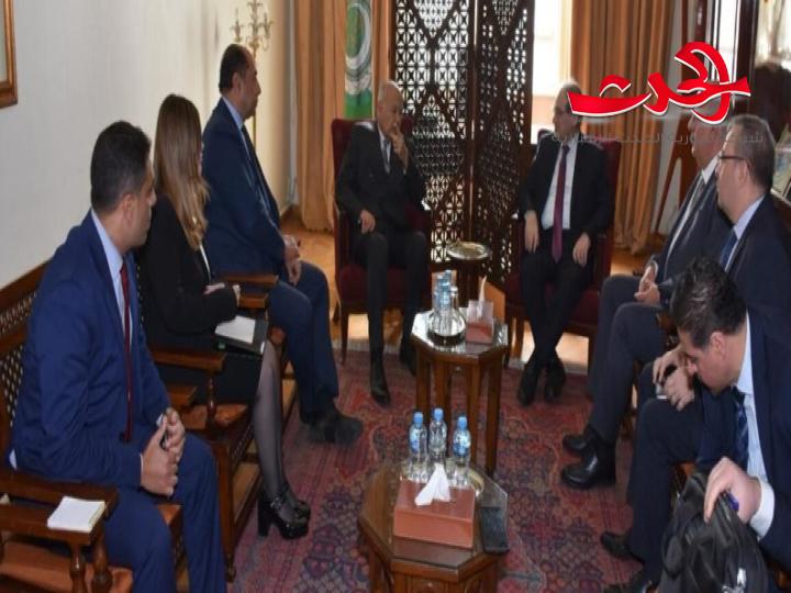 الوزير المقداد يلتقي نظيره العراقي وأبو الغيط في القاهرة