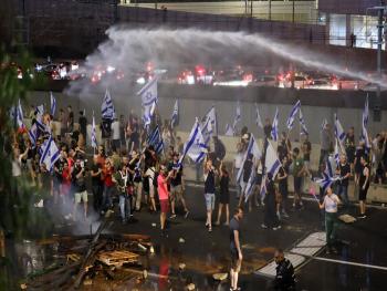 الإعلام الإسرائيلي للمستوطنين: استعدّوا لحرب أهلية