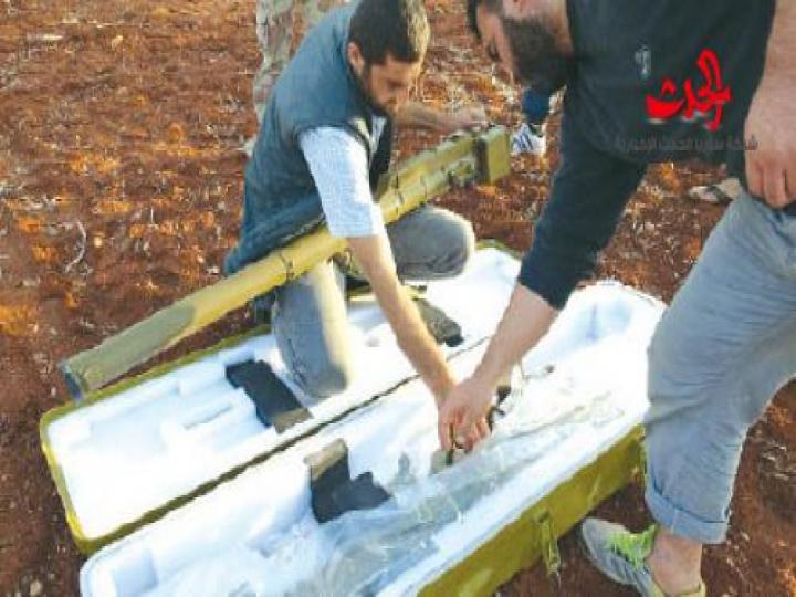 صواريخ صينية محمولة مضادة للطيران بيد المسلحين