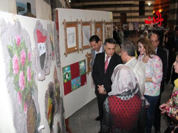 وزير التربية يفتتح المعرض المركزي للفنون الجميلة