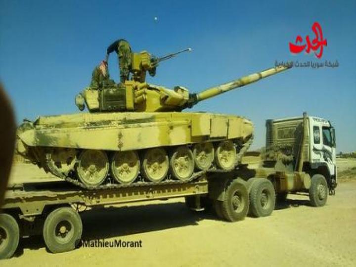 الجيش السوري يحشد في حلب والمروحيات تنفذ 90 طلعة بيوم واحد