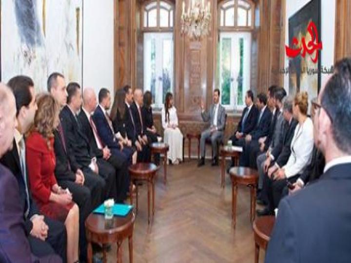 الرئيس الأسد يستقبل وفداً اغترابياً يمثل الجاليات السورية في دول العالم 