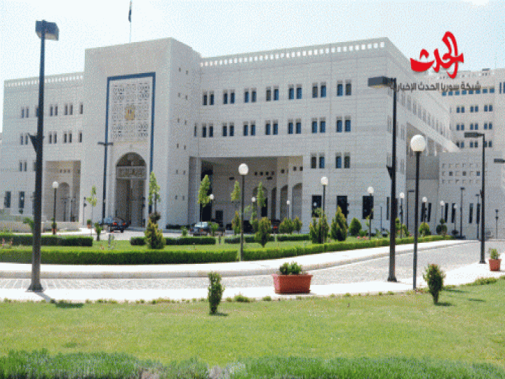 من هو المرشح الأقرب لرئاسة الحكومة السورية القادمة ؟