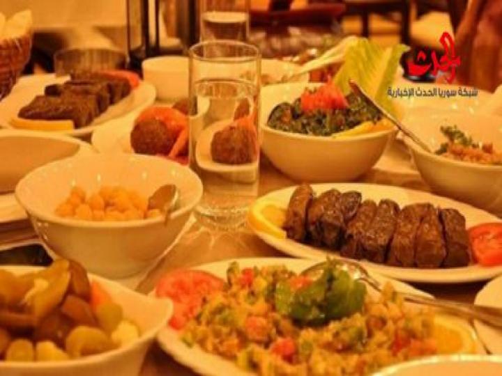 موائد رمضان .. إسراف وتبذير غير مقبول.. وسلوك متمرد على منظومة التكافل الاجتماعي..