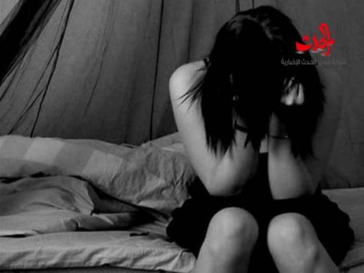 بالصور... اغتصبوا ابنته 5 مرات متتالية امام عينه!