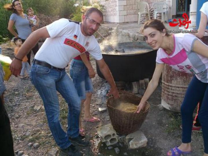 سلق الحنطة من تقاليد قرية قلاطية في وادي النصارى بحمص 