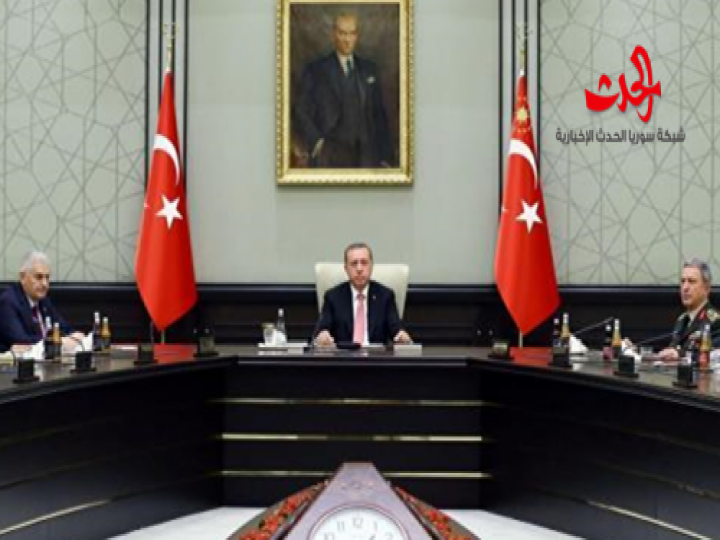 بالصور ...اختفاء الرجل الذي يقف خلف اردغان بسبب السرالذي أفشاه ؟