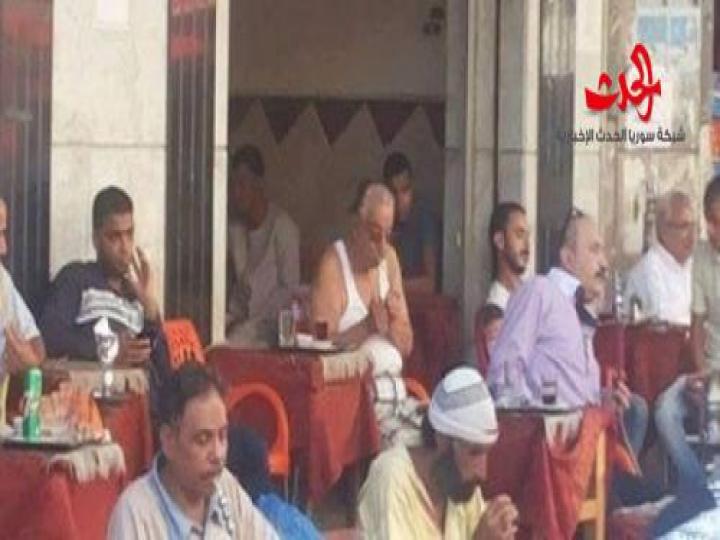 بالصور ...أحمد راتب بملابس داخلية في شوراع الاسكندرية!!