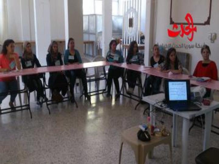 أهمية حصص الرياضة والرسم والموسيقى والدعم النفسي لطفل الروضة : محاضرة في فرع حمص للإتحاد النسائي 