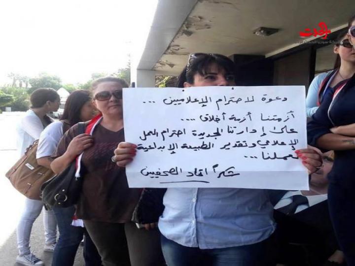 خميس يلغي بصمة سارة ... البصمة للعمال وليست للإعلاميين 