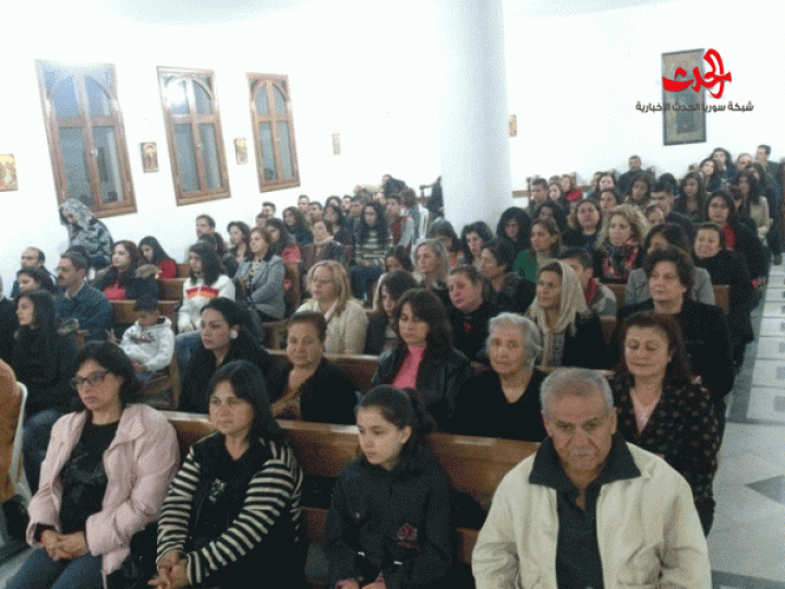          الإحتفال في كنبسة ام النور بحي الأرمن بحمص بعيد الكنيسة ودخول السيدة العزراء إلى الكنيسة 