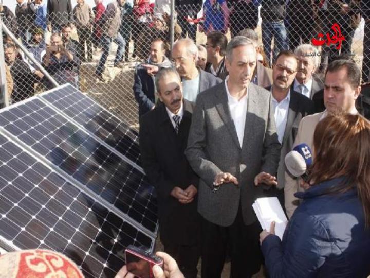 افتتاح أول بئر ارتوازي للمزارعين في مدينة معلولا يعمل بالطاقة البديلة