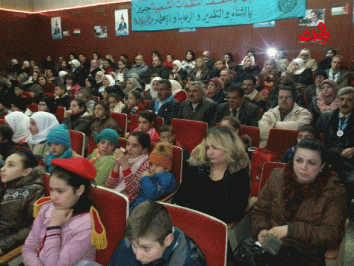 أطفال حمص يعقدوا مجلس برلمانهم الطفلي ويطالبون بتأمين الوسائل التعليمية 