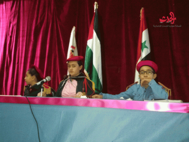 أطفال حمص يعقدوا مجلس برلمانهم الطفلي ويطالبون بتأمين الوسائل التعليمية 