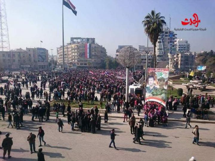 مسيرة مليونية في حلب تأييداً لانتصارات جيشنا الباسل 